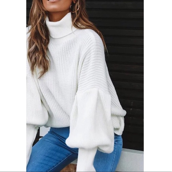 NWT balloon sleeve turtleneck sweater - Picture 2 of 4
